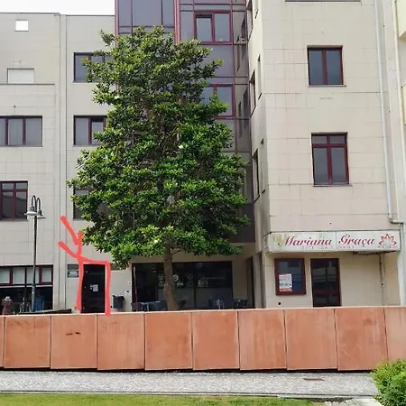 Amalia Rodrigues -apartamento Com 3 Quartos Em Pleno Coracao De *