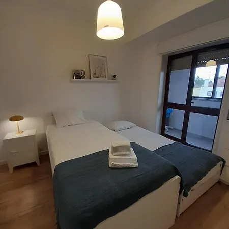 Amalia Rodrigues -apartamento Com 3 Quartos Em Pleno Coracao De Apartment Ílhavo