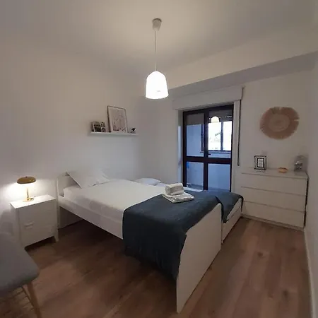Amalia Rodrigues -apartamento Com 3 Quartos Em Pleno Coracao De Apartment Ílhavo